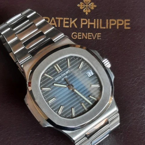 Patek Philippe Nautilus 5711 quadrante blu full set 2